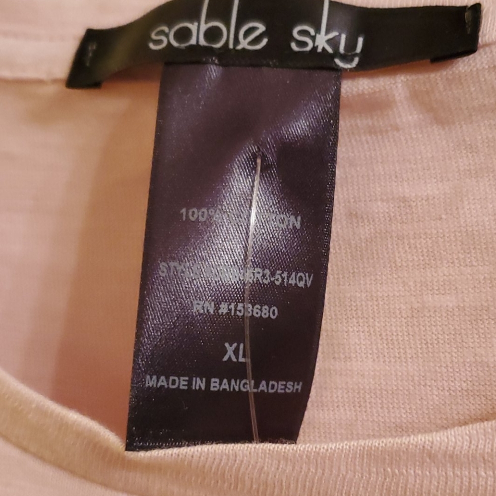 Pink tee - Picture 3 of 4